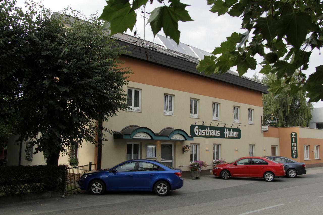 Gasthof Huber Wels Eksteriør billede